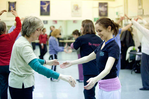 Dance for Parkinson's participants with Jennie Harrington, English National Ballet artist. Photo: Be