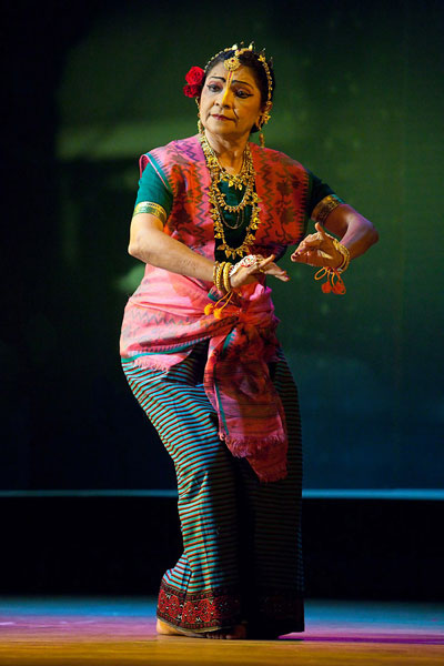 Darshana Jhaveri, leading Manipuri exponent. Photo: Vipul Sangoi www.raindesign.info