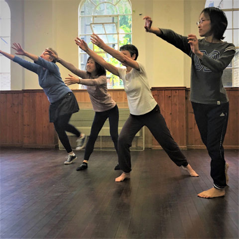 Participants, Move Dance Feel. Photo: Louise Klarnett.